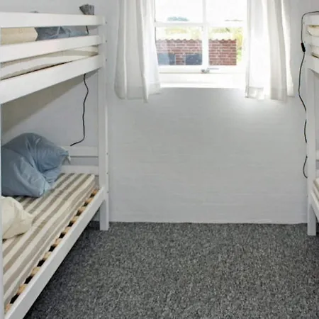 Cxliii Holiday home *